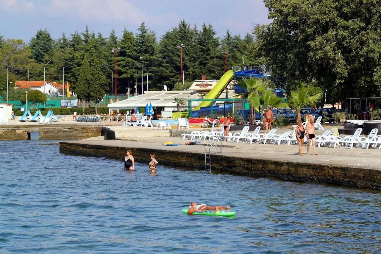 Holiday House With A Swimming Pool Rakotule, Central Istria - Sredisnja Istra - 7071 Holiday home Rakotule